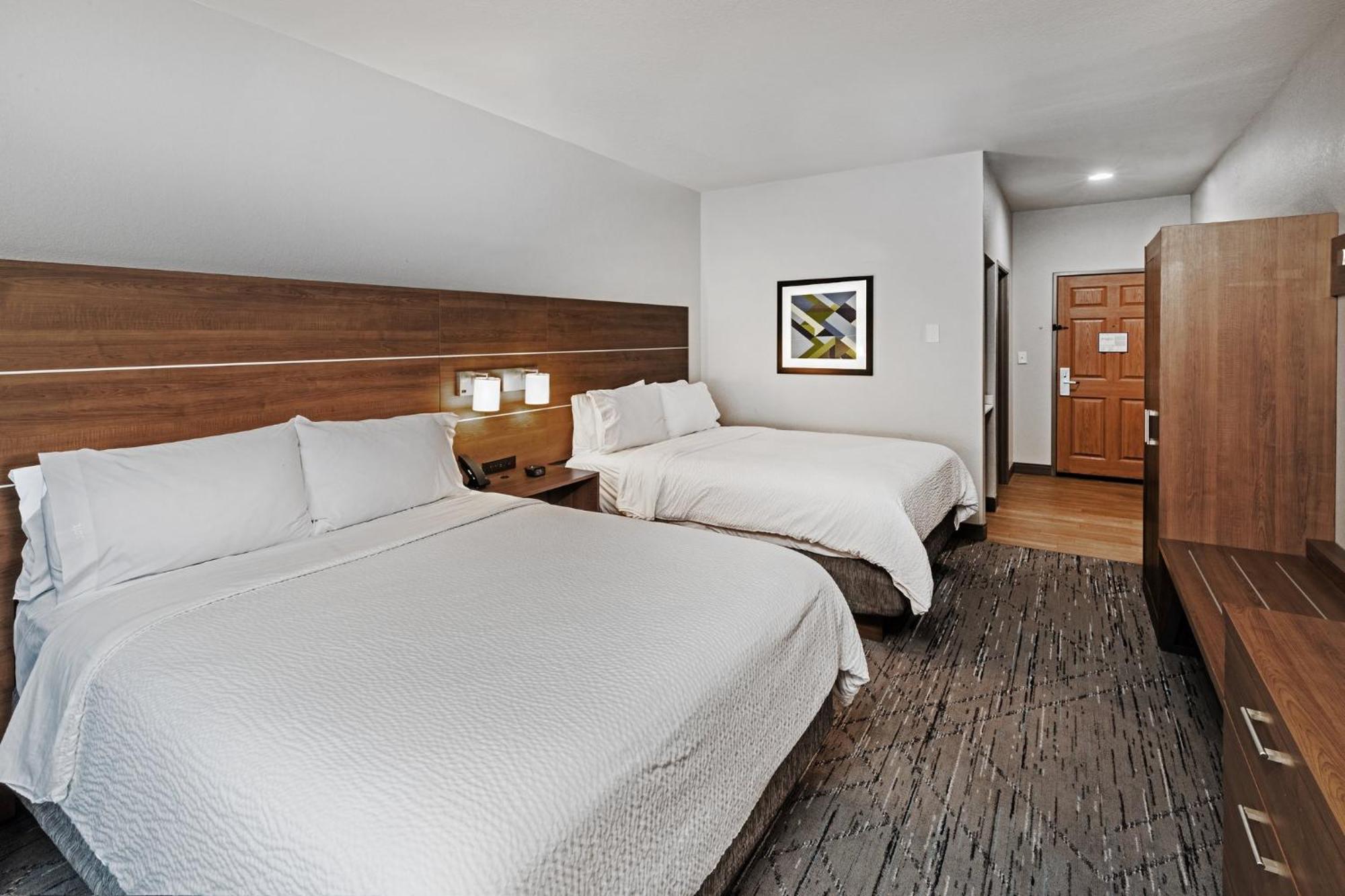 Holiday Inn Express & Suites Tulsa S Broken Arrow Hwy 51 By Ihg Esterno foto