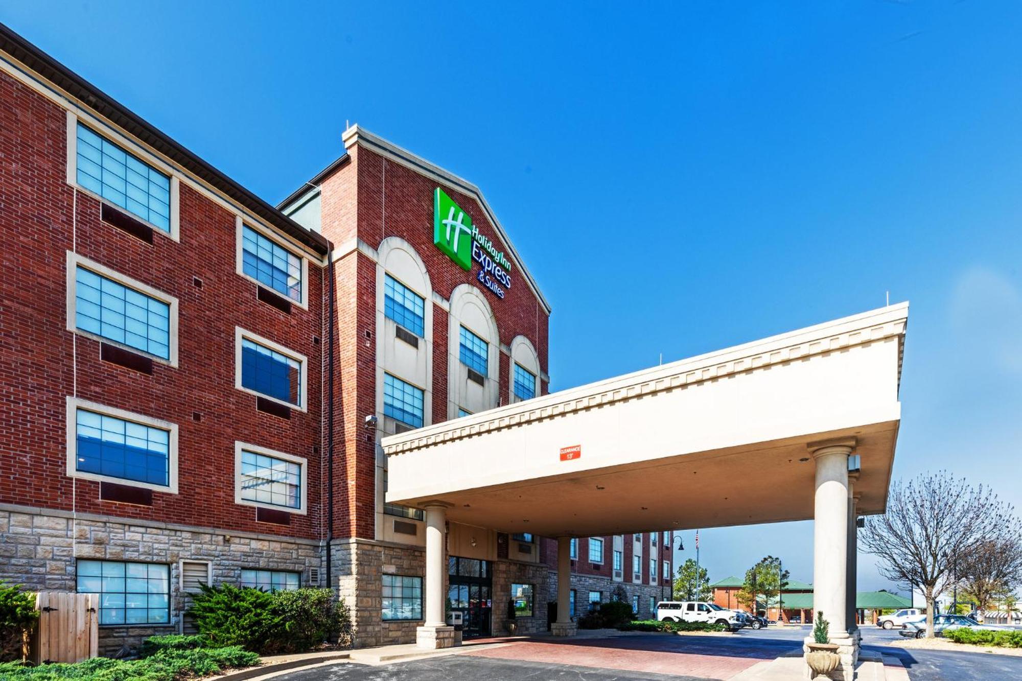 Holiday Inn Express & Suites Tulsa S Broken Arrow Hwy 51 By Ihg Esterno foto